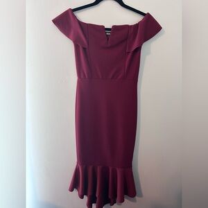 Chic Off-Shoulder Burgundy Midi Dress